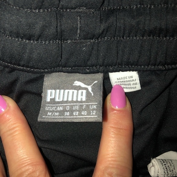 Puma and Under Armour Black and White Shorts Medium - Picture 3 of 7